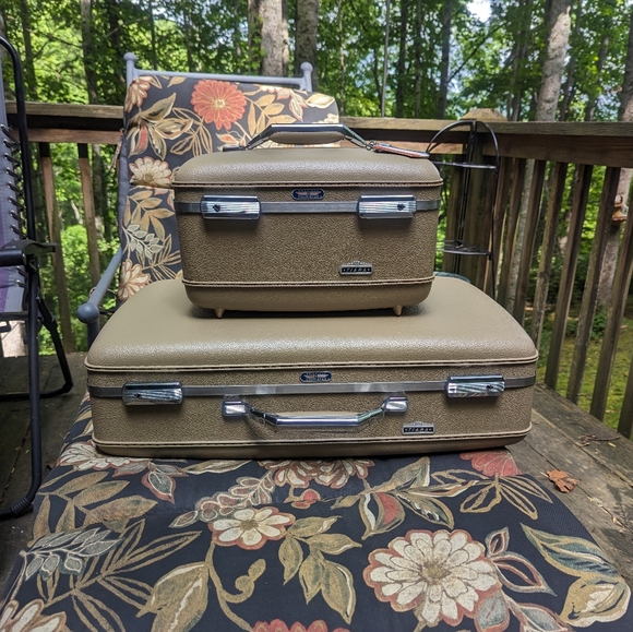 American Tourister Bags Vintage American Tourister Luggage Set Poshmark